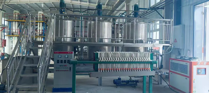 Crude palm oil clarification station