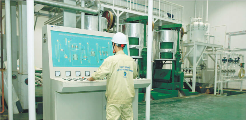 Fully automatic coconut oil extraction machine