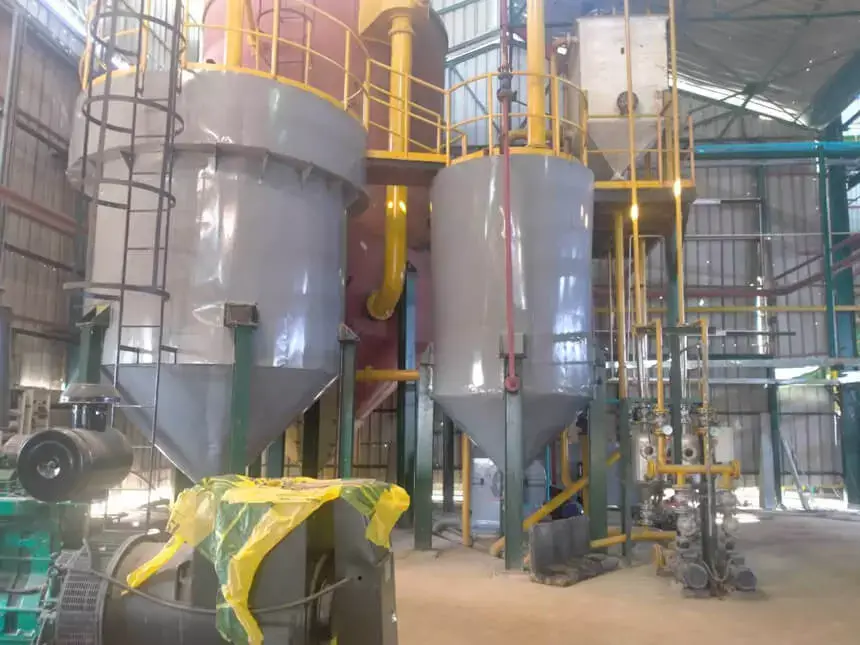 Large palm oil refining plant