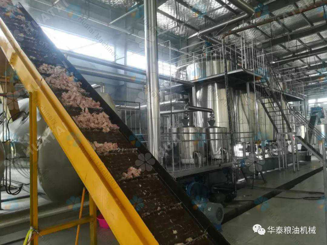 Large animal oil refining plant