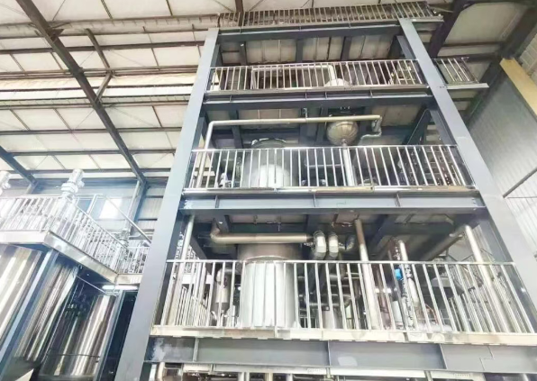 Health-grade fish oil refining production line