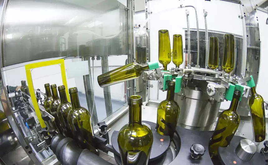 Olive oil storage and filling