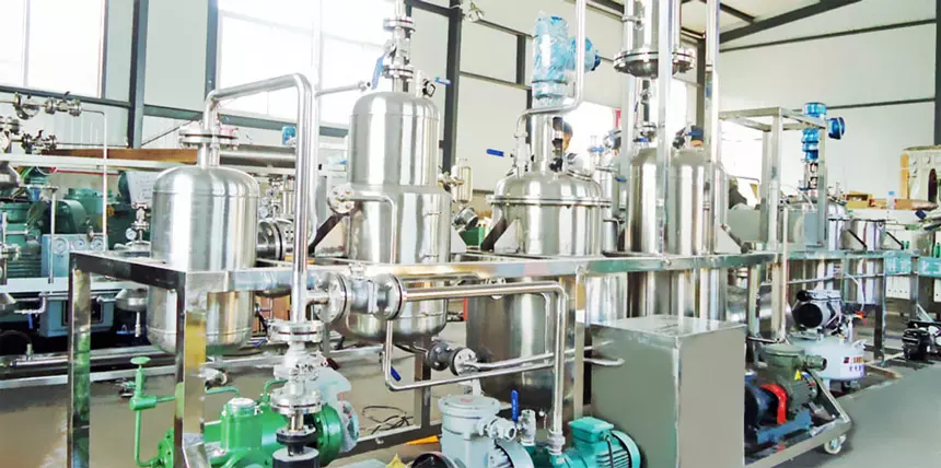 Subcritical low-temperature extraction of avocado oil