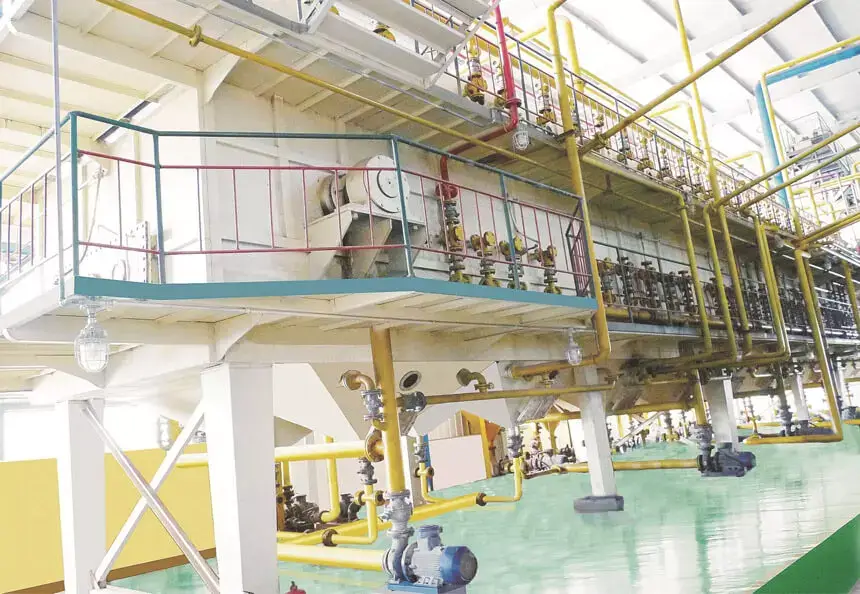 Rice bran oil solvent extraction machine